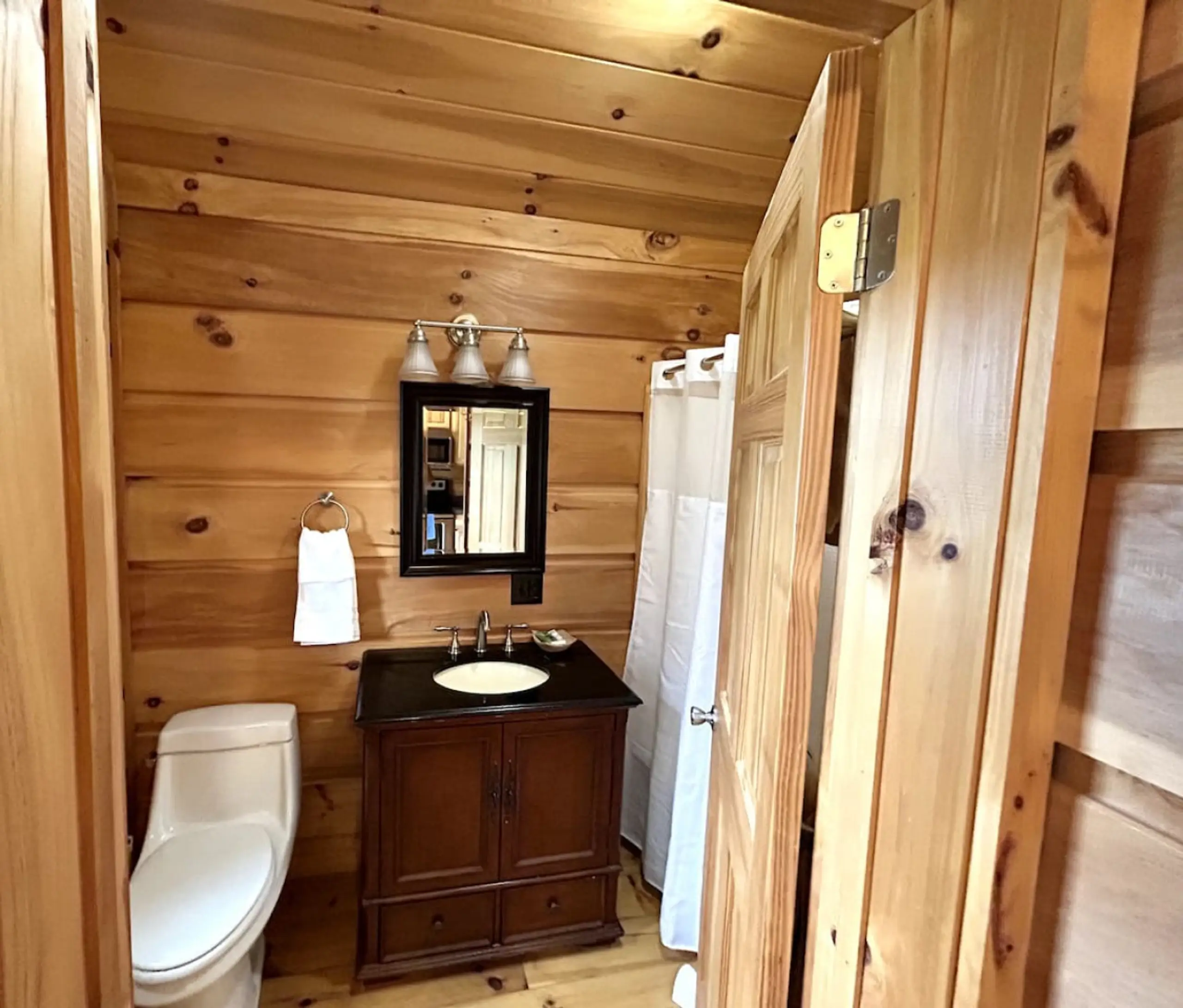 Fishing Cabin Bathroom